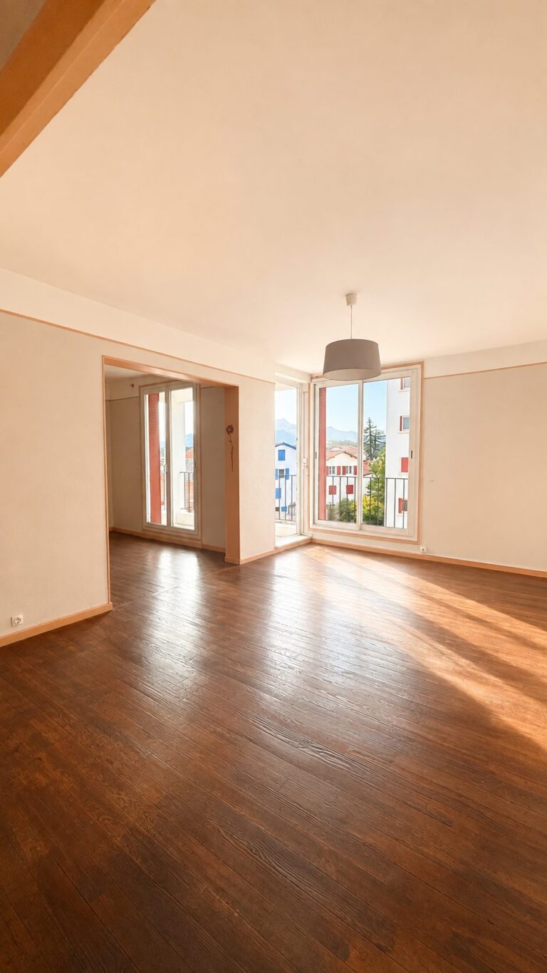 APPARTEMENT T3/4 73 m2 + GARAGE 18 m2 + CAVE 14m2